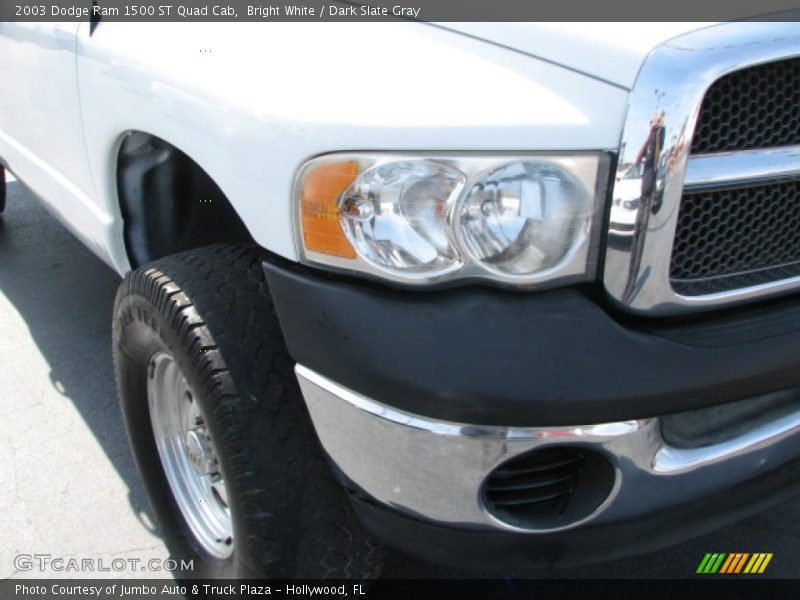 Bright White / Dark Slate Gray 2003 Dodge Ram 1500 ST Quad Cab