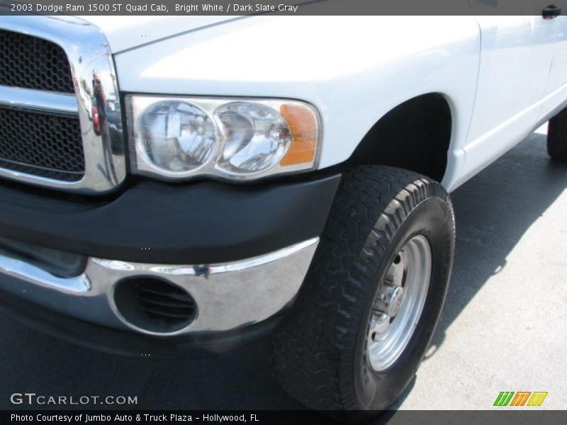 Bright White / Dark Slate Gray 2003 Dodge Ram 1500 ST Quad Cab