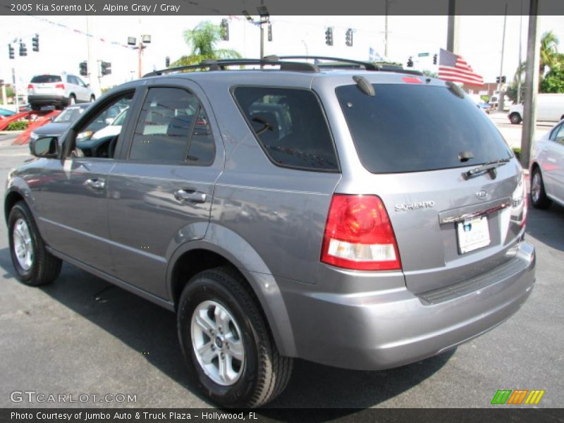 Alpine Gray / Gray 2005 Kia Sorento LX