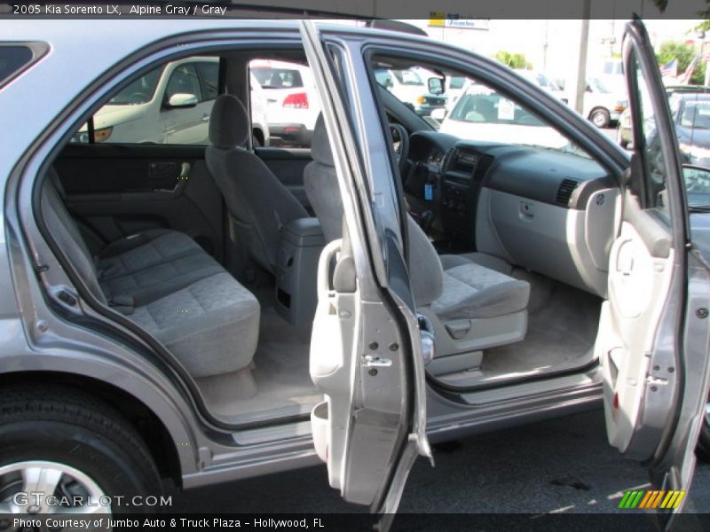 Alpine Gray / Gray 2005 Kia Sorento LX