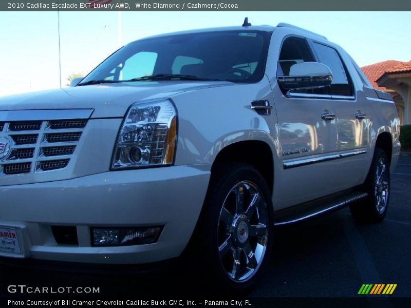 White Diamond / Cashmere/Cocoa 2010 Cadillac Escalade EXT Luxury AWD