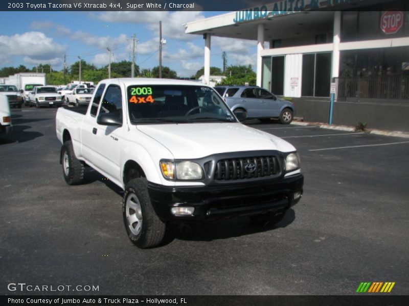 Super White / Charcoal 2003 Toyota Tacoma V6 Xtracab 4x4