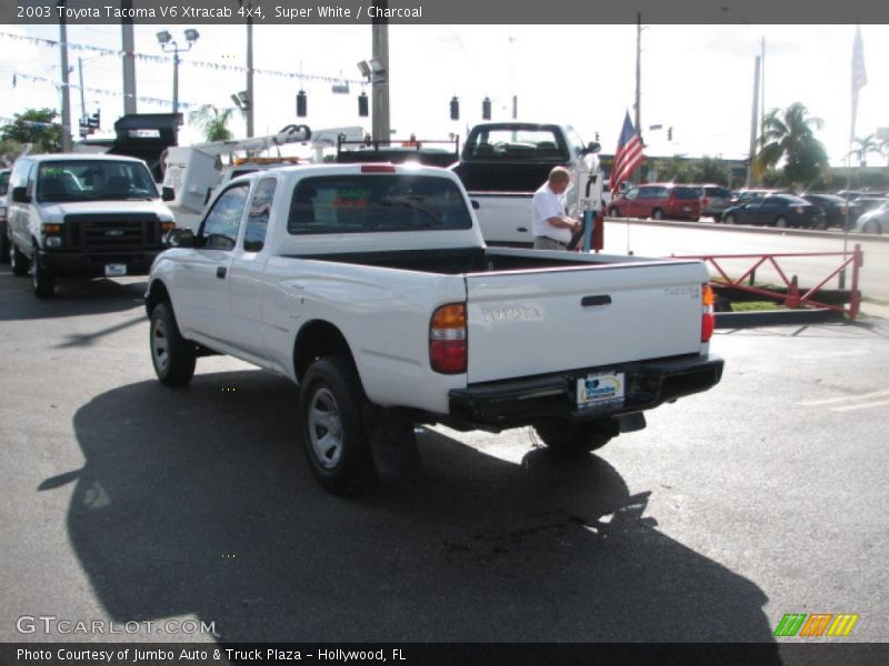 Super White / Charcoal 2003 Toyota Tacoma V6 Xtracab 4x4