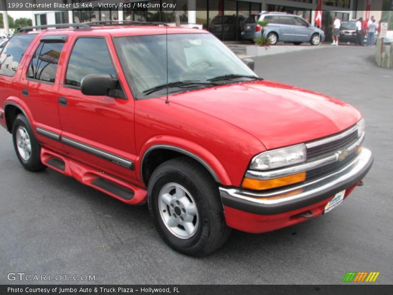 Victory Red / Medium Gray 1999 Chevrolet Blazer LS 4x4