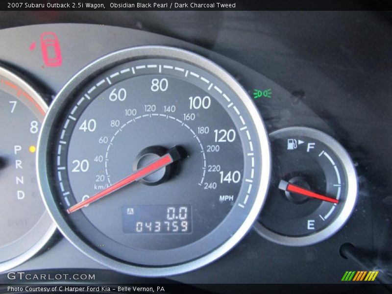 Obsidian Black Pearl / Dark Charcoal Tweed 2007 Subaru Outback 2.5i Wagon