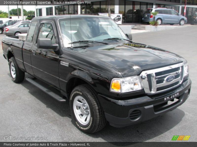 Front 3/4 View of 2009 Ranger XLT SuperCab