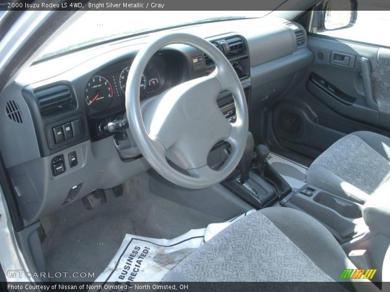Bright Silver Metallic / Gray 2000 Isuzu Rodeo LS 4WD