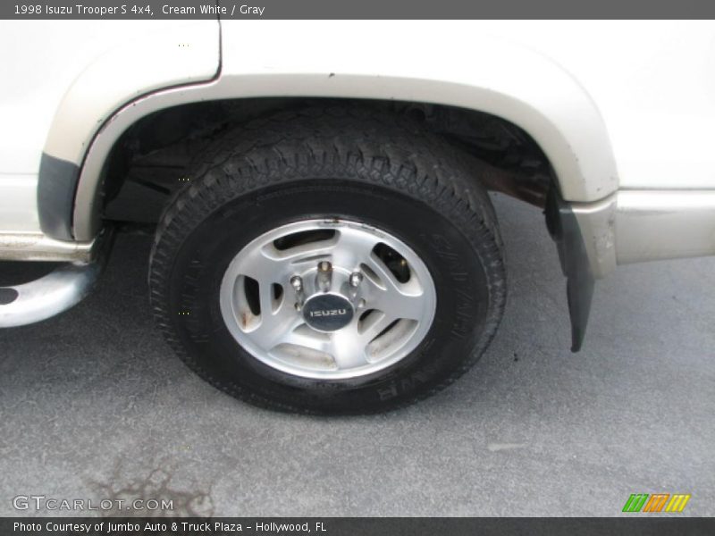 Cream White / Gray 1998 Isuzu Trooper S 4x4