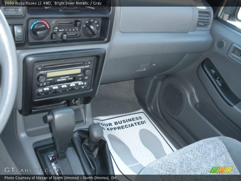 Bright Silver Metallic / Gray 2000 Isuzu Rodeo LS 4WD