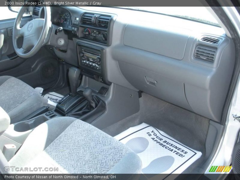 Bright Silver Metallic / Gray 2000 Isuzu Rodeo LS 4WD