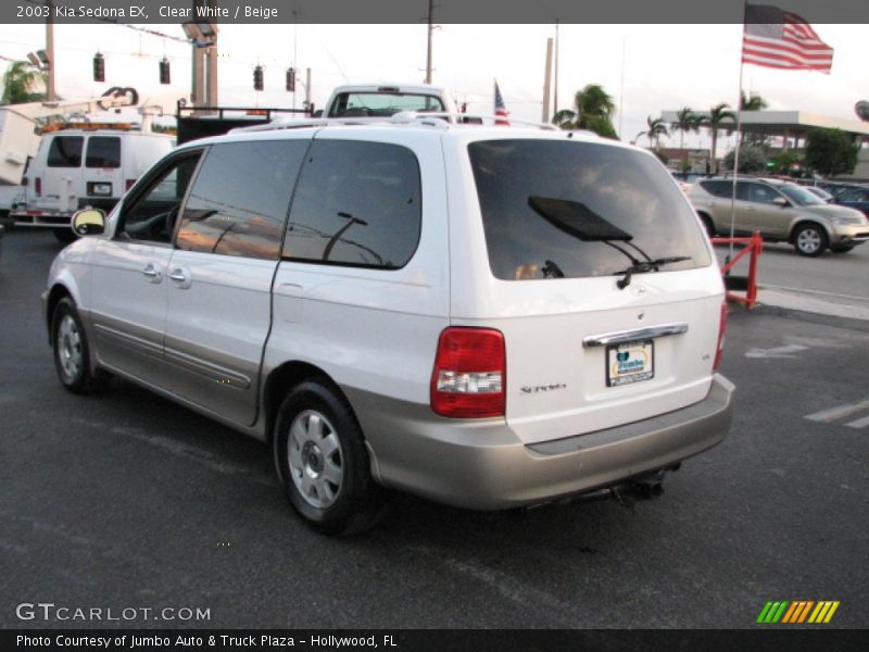 Clear White / Beige 2003 Kia Sedona EX