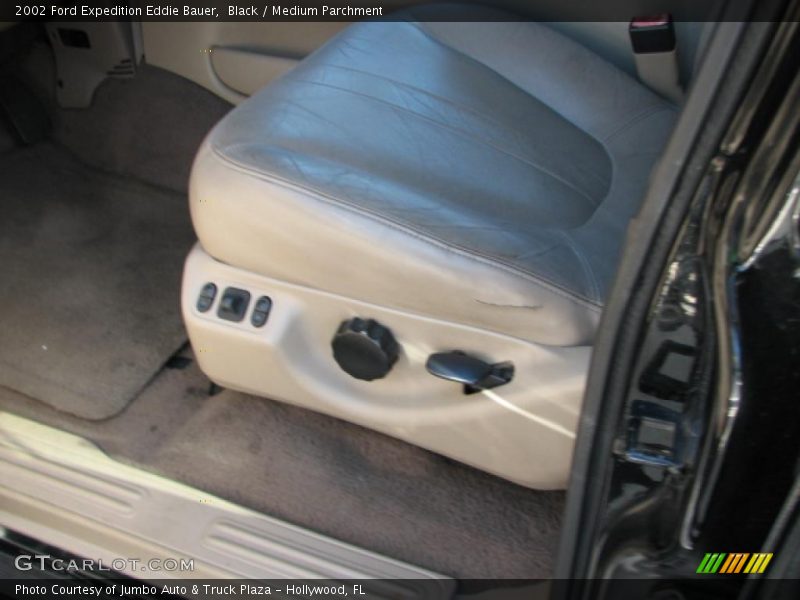 Black / Medium Parchment 2002 Ford Expedition Eddie Bauer