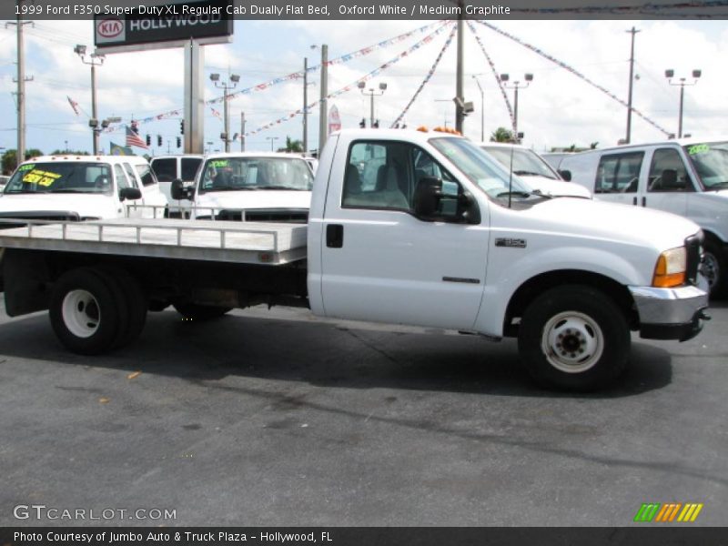 Oxford White / Medium Graphite 1999 Ford F350 Super Duty XL Regular Cab Dually Flat Bed