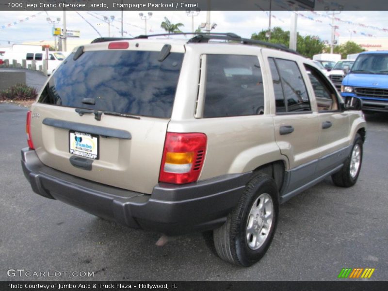 Champagne Pearlcoat / Camel 2000 Jeep Grand Cherokee Laredo