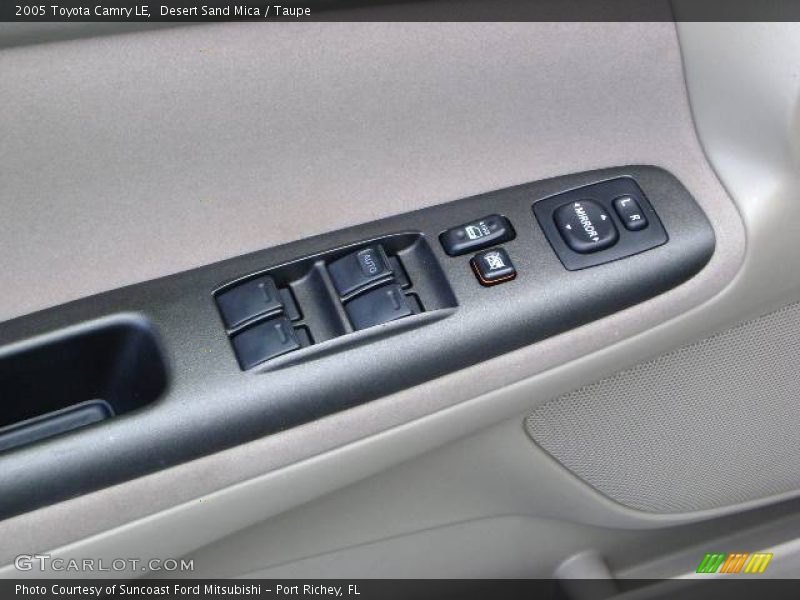 Desert Sand Mica / Taupe 2005 Toyota Camry LE