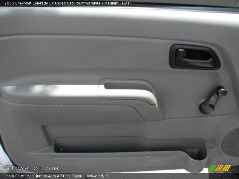 Door Panel of 2006 Colorado Extended Cab