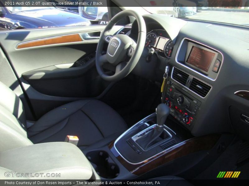 Ice Silver Metallic / Black 2011 Audi Q5 2.0T quattro