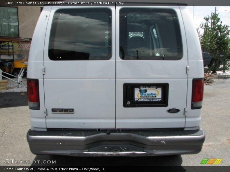 Oxford White / Medium Flint Grey 2006 Ford E Series Van E350 Cargo