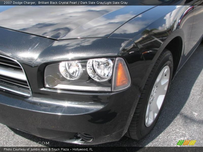 Brilliant Black Crystal Pearl / Dark Slate Gray/Light Slate Gray 2007 Dodge Charger