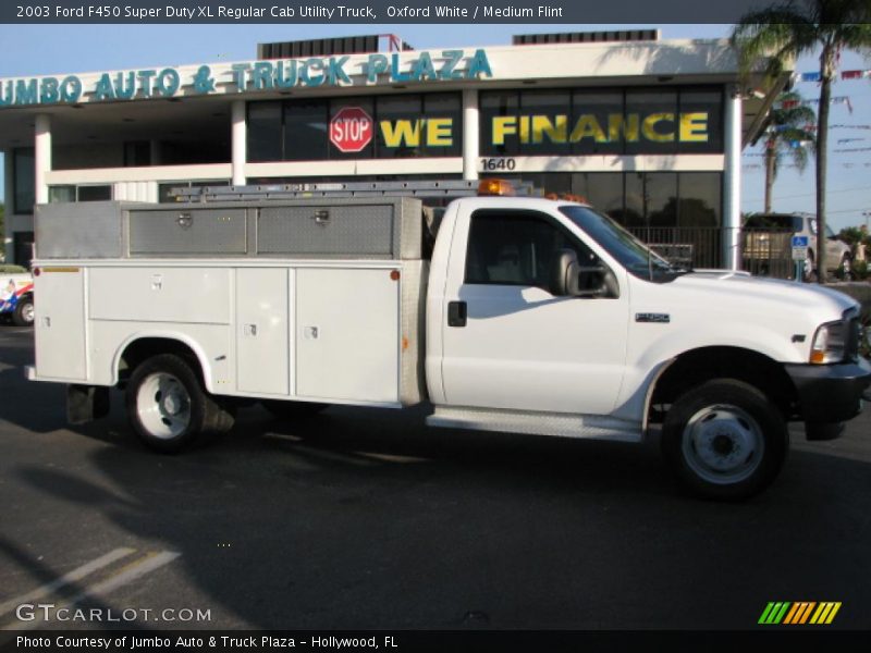 Oxford White / Medium Flint 2003 Ford F450 Super Duty XL Regular Cab Utility Truck