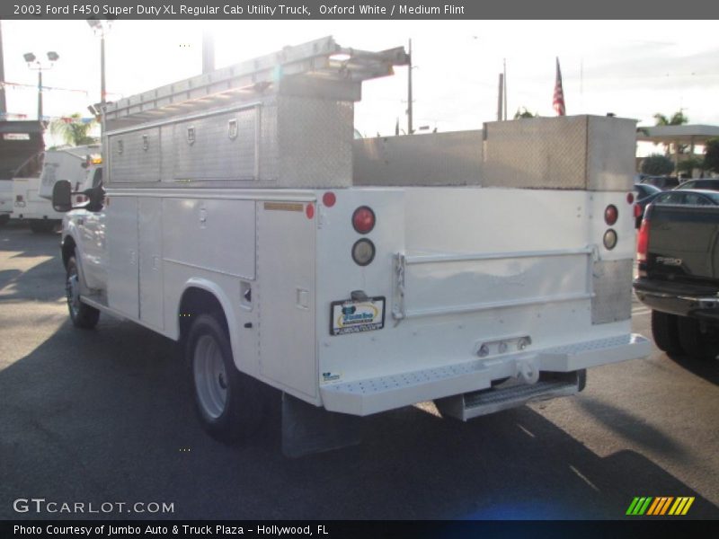 Oxford White / Medium Flint 2003 Ford F450 Super Duty XL Regular Cab Utility Truck