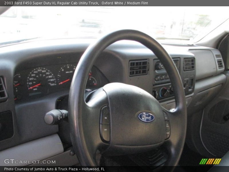Oxford White / Medium Flint 2003 Ford F450 Super Duty XL Regular Cab Utility Truck