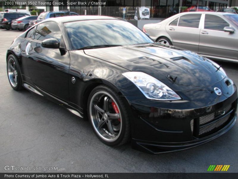 Front 3/4 View of 2003 350Z Touring Coupe
