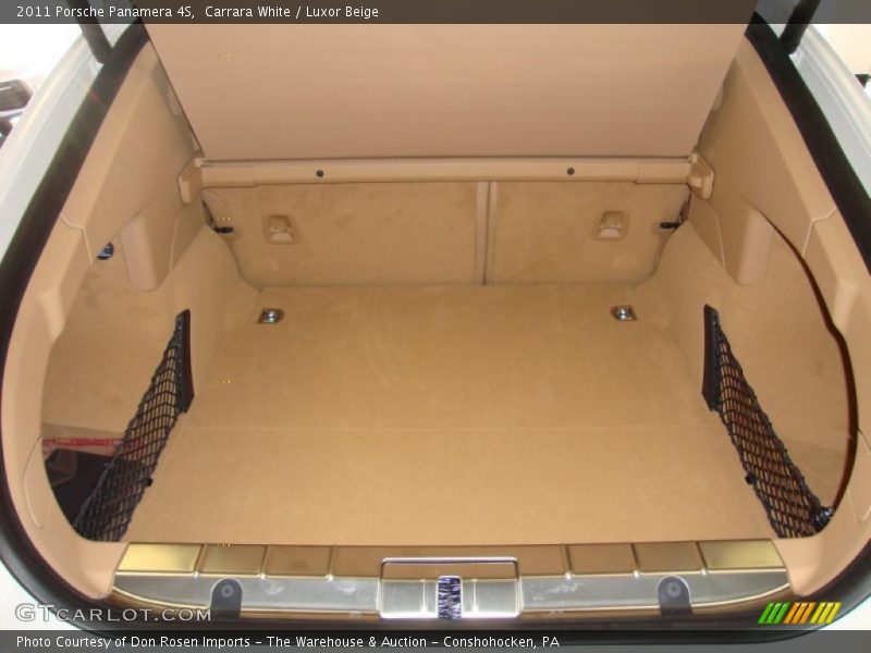  2011 Panamera 4S Trunk