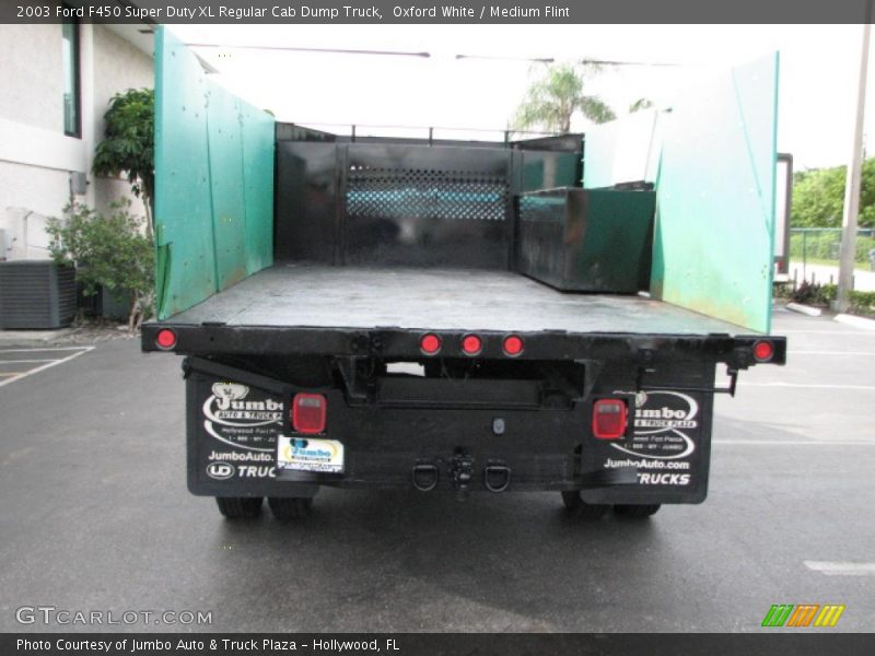 Oxford White / Medium Flint 2003 Ford F450 Super Duty XL Regular Cab Dump Truck