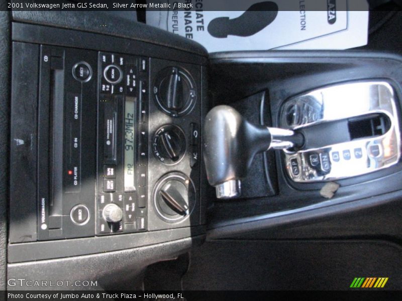 Silver Arrow Metallic / Black 2001 Volkswagen Jetta GLS Sedan