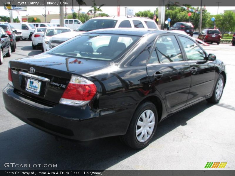 Black / Gray 2005 Toyota Camry LE