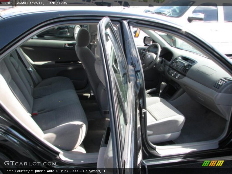 Black / Gray 2005 Toyota Camry LE