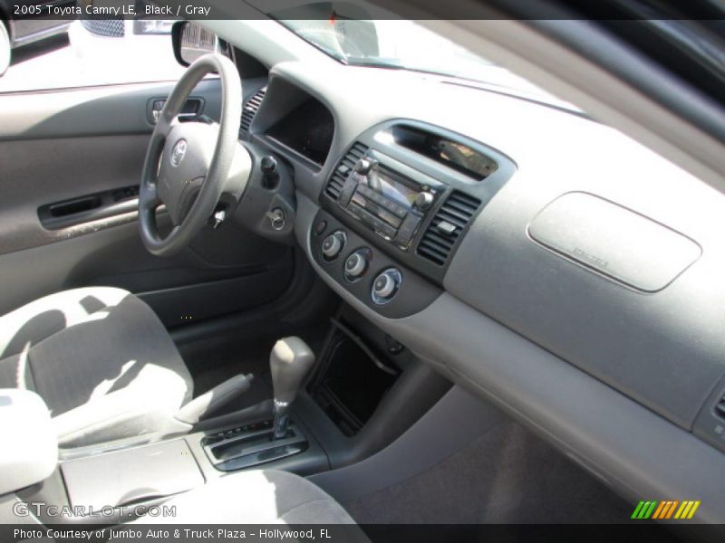 Black / Gray 2005 Toyota Camry LE