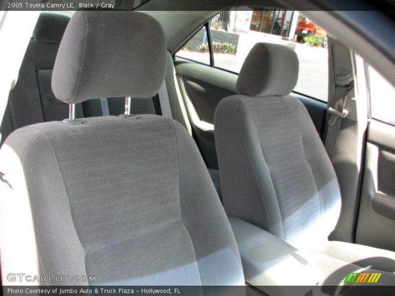 Black / Gray 2005 Toyota Camry LE