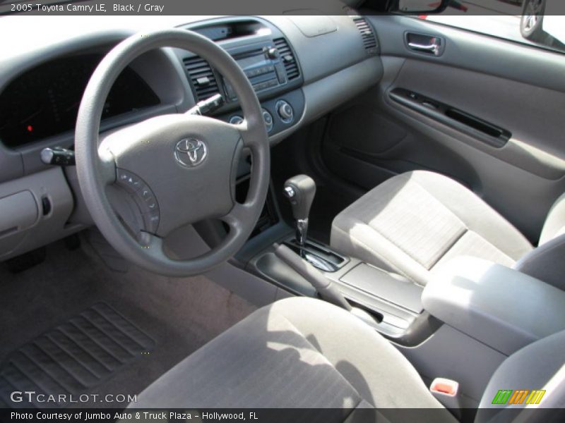 Black / Gray 2005 Toyota Camry LE