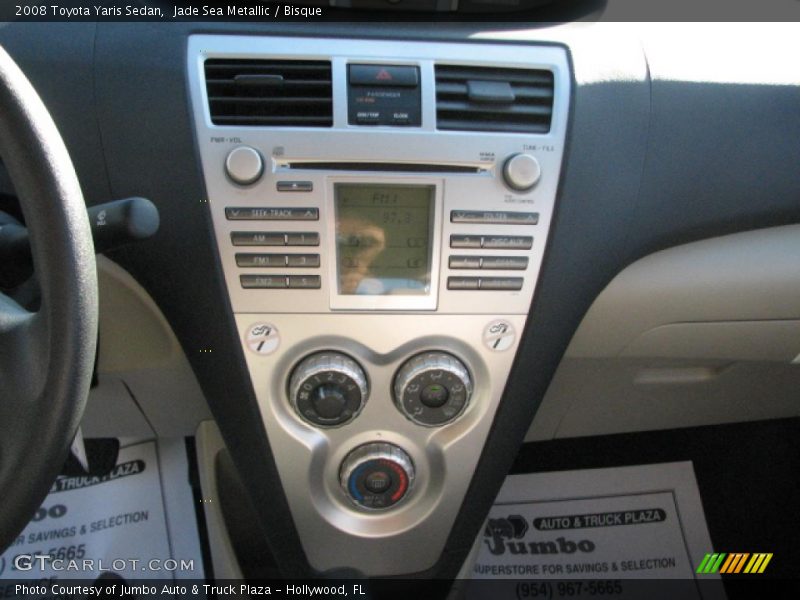 Jade Sea Metallic / Bisque 2008 Toyota Yaris Sedan