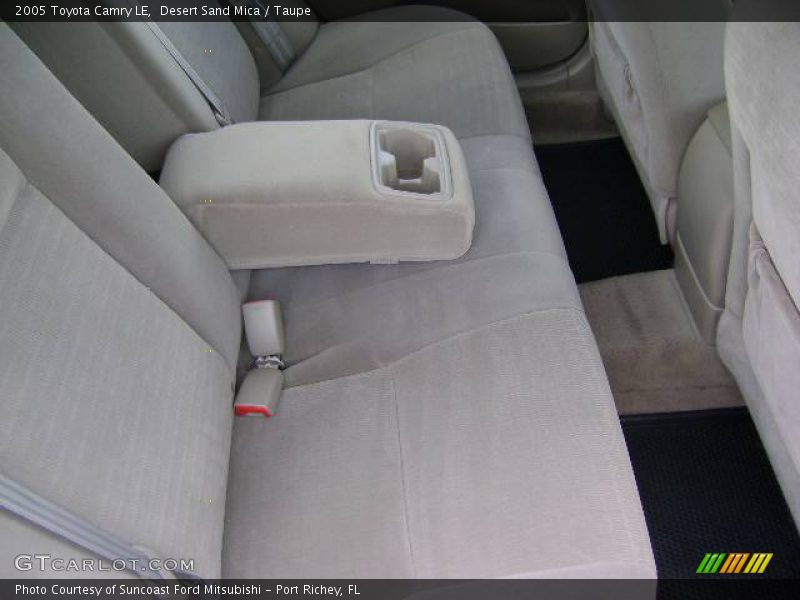 Desert Sand Mica / Taupe 2005 Toyota Camry LE