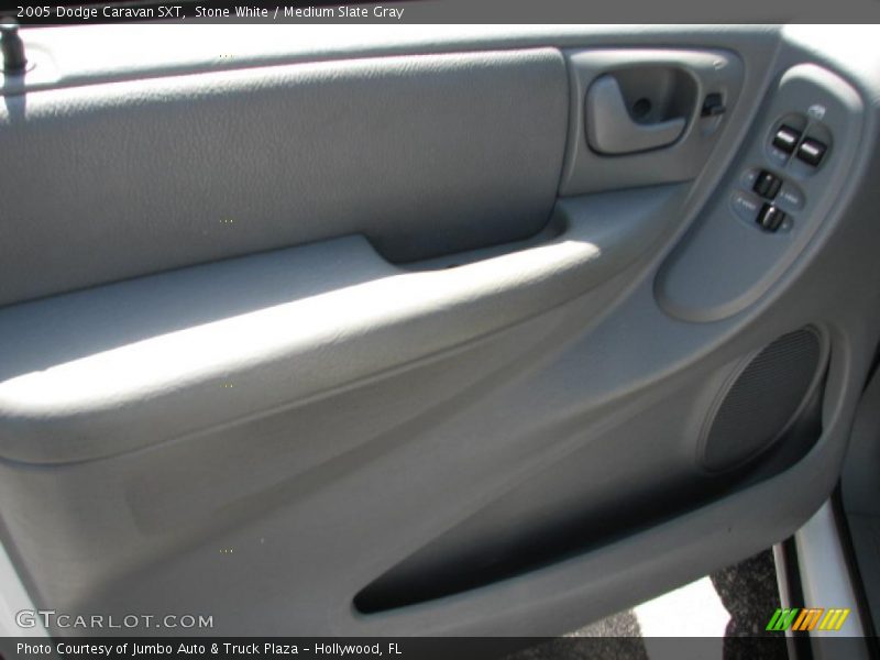 Stone White / Medium Slate Gray 2005 Dodge Caravan SXT