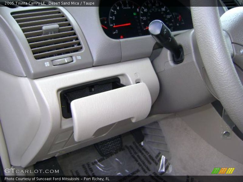 Desert Sand Mica / Taupe 2005 Toyota Camry LE