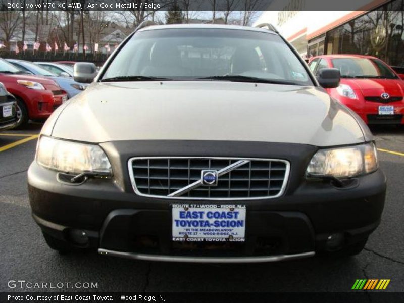 Ash Gold Metallic / Beige 2001 Volvo V70 XC AWD