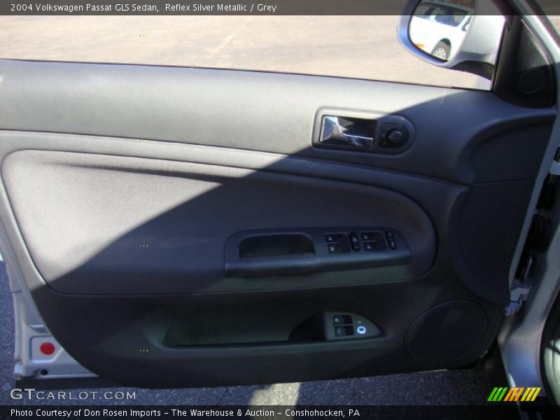 Reflex Silver Metallic / Grey 2004 Volkswagen Passat GLS Sedan