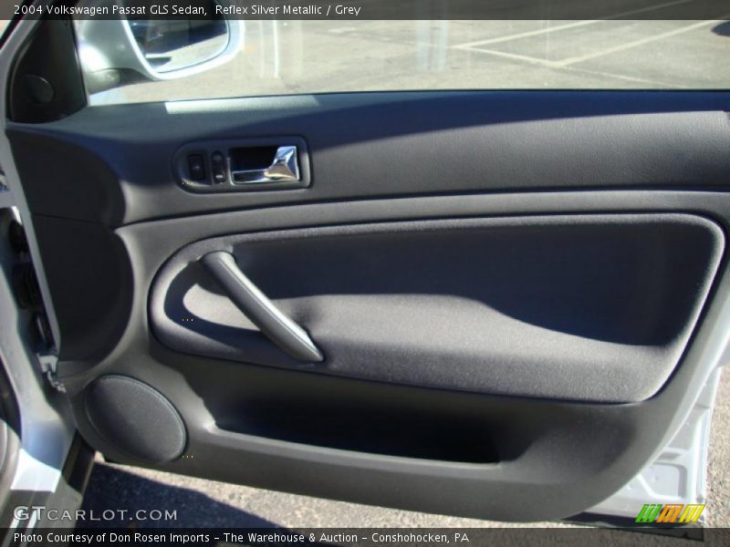 Reflex Silver Metallic / Grey 2004 Volkswagen Passat GLS Sedan