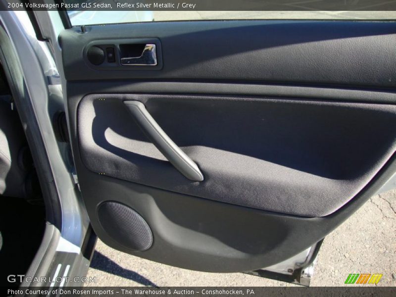 Reflex Silver Metallic / Grey 2004 Volkswagen Passat GLS Sedan