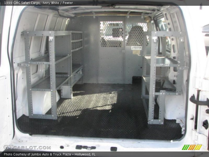 Ivory White / Pewter 1999 GMC Safari Cargo