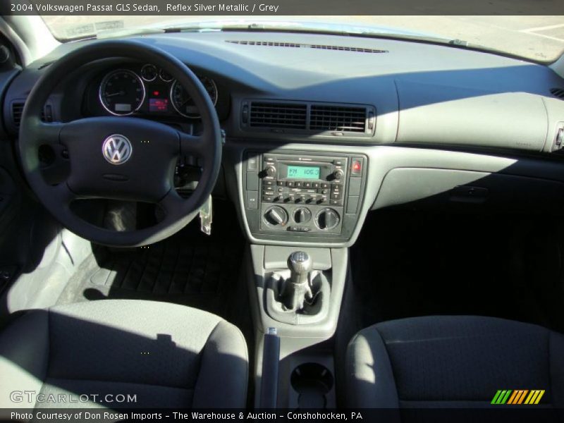Reflex Silver Metallic / Grey 2004 Volkswagen Passat GLS Sedan