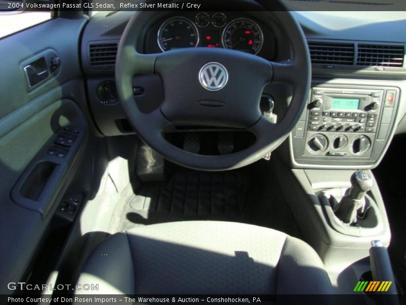Reflex Silver Metallic / Grey 2004 Volkswagen Passat GLS Sedan