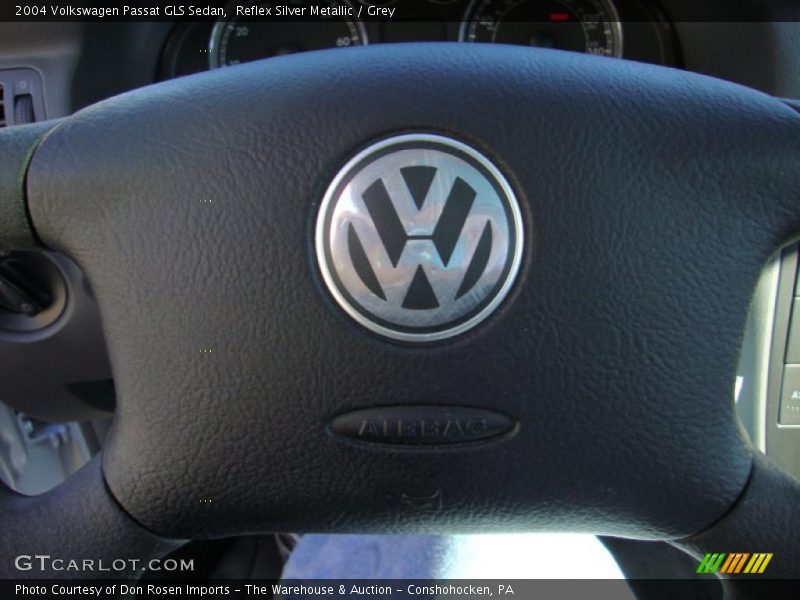 Reflex Silver Metallic / Grey 2004 Volkswagen Passat GLS Sedan