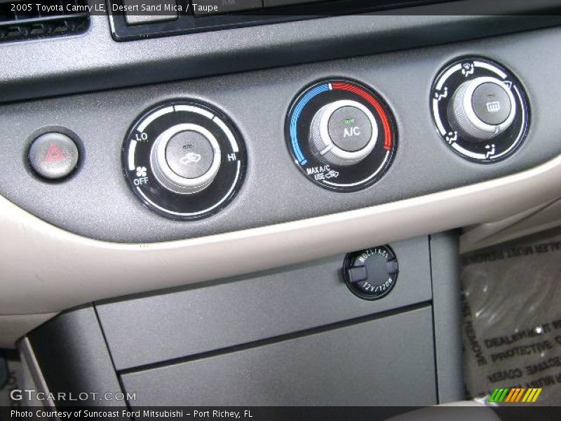 Desert Sand Mica / Taupe 2005 Toyota Camry LE