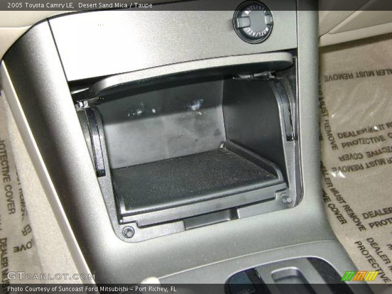 Desert Sand Mica / Taupe 2005 Toyota Camry LE