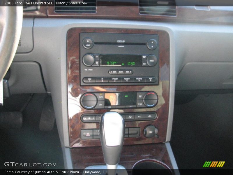 Black / Shale Grey 2005 Ford Five Hundred SEL